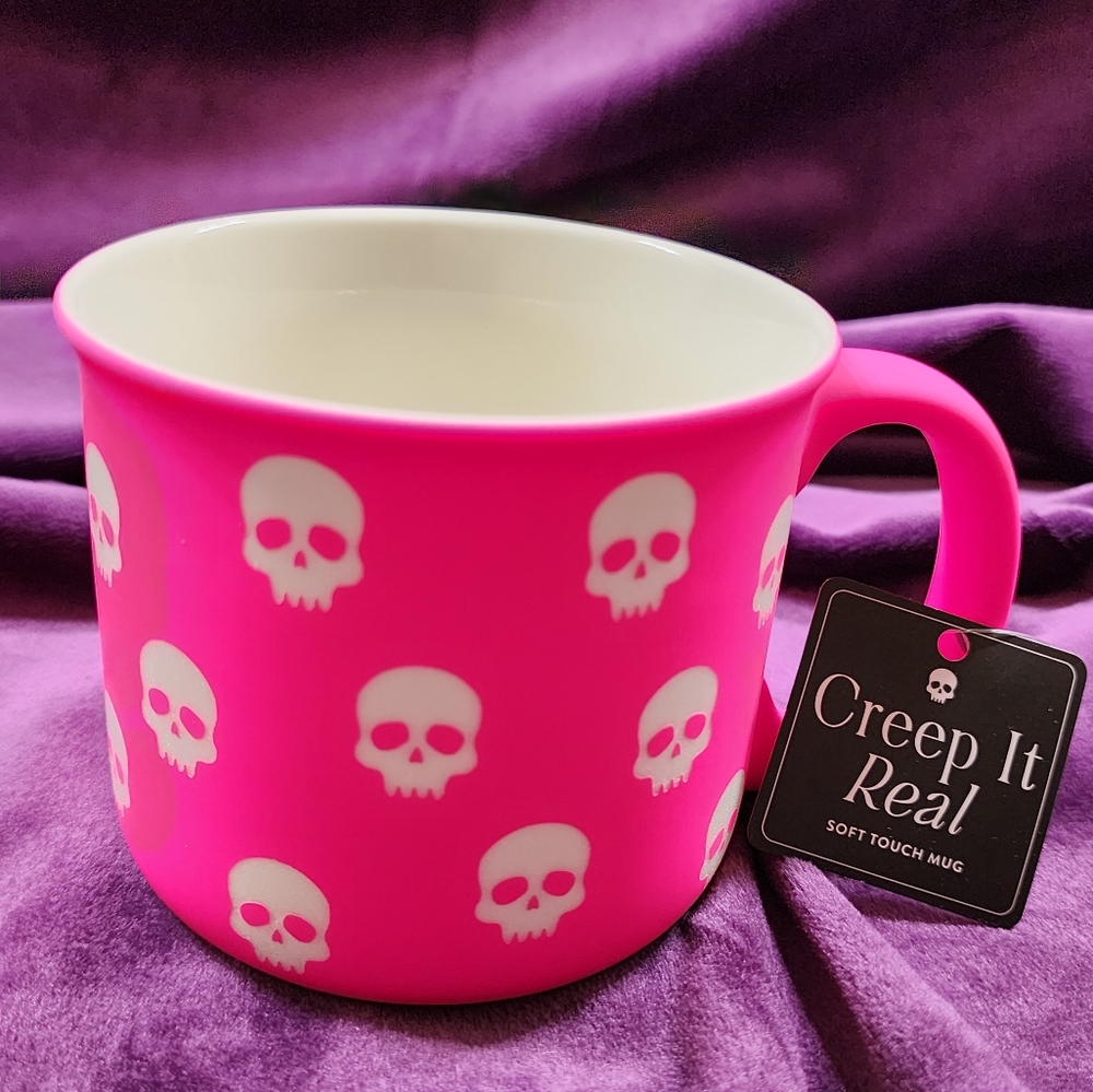 COPY - Skull Soft Touch Mug Neon Pink Creep it Real